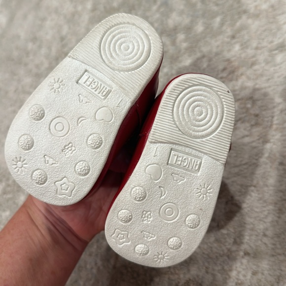 Angel Size 1 - Picture 2 of 2